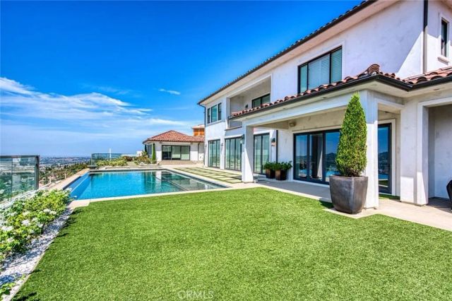 5585 Blue Ridge, Yorba Linda, CA 92887