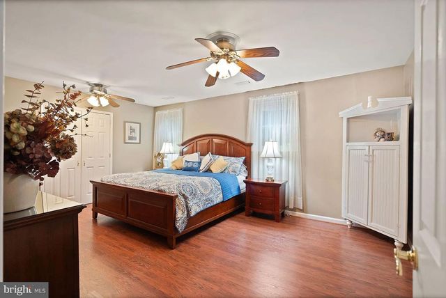 2521 YOUNGS DR, Haymarket, VA 20169