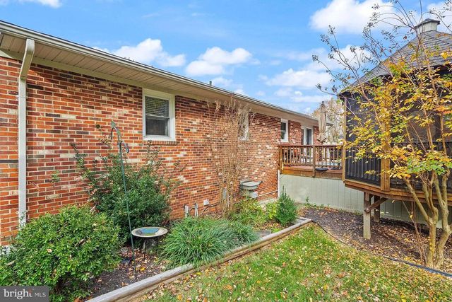 2521 YOUNGS DR, Haymarket, VA 20169