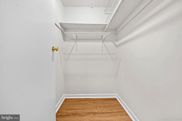 11200 CHESTNUT GROVE SQ #203, Reston, VA 20190