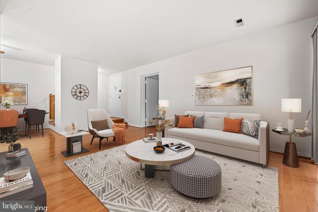 11200 CHESTNUT GROVE SQ #203, Reston, VA 20190