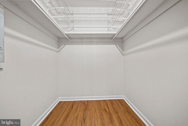 11200 CHESTNUT GROVE SQ #203, Reston, VA 20190