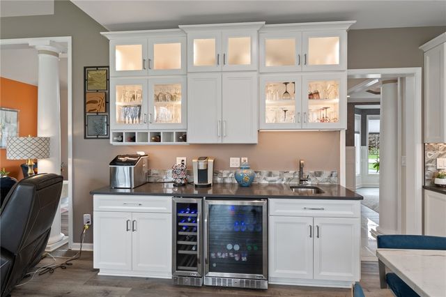 19 Brunson Way, Perinton, NY 14526