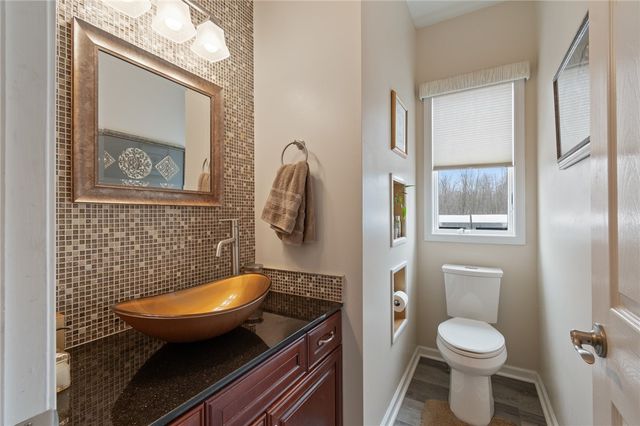 19 Brunson Way, Perinton, NY 14526