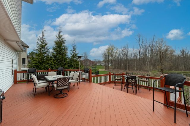 19 Brunson Way, Perinton, NY 14526