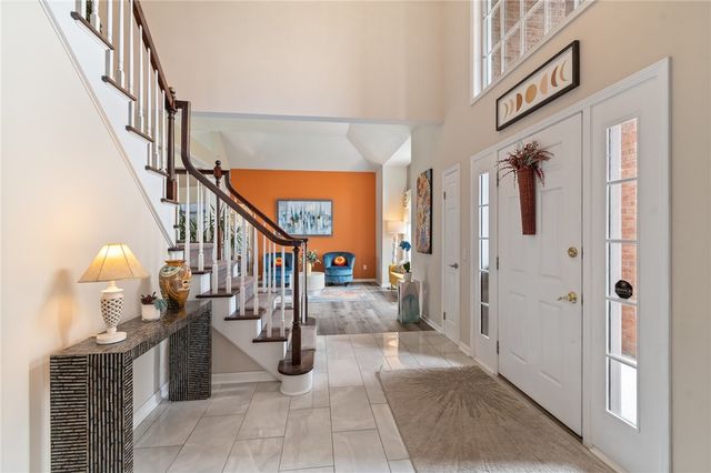 19 Brunson Way, Perinton, NY 14526