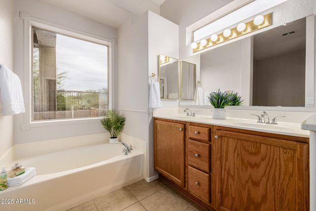 3055 N RED Mountain 148, Mesa, AZ 85207