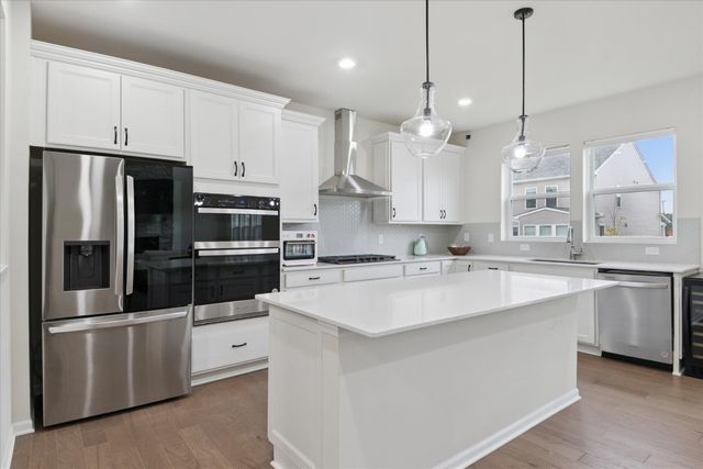 737 Haywood Drive R, Saline City, MI 48176