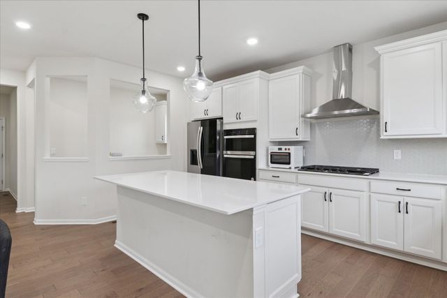 737 Haywood Drive R, Saline City, MI 48176