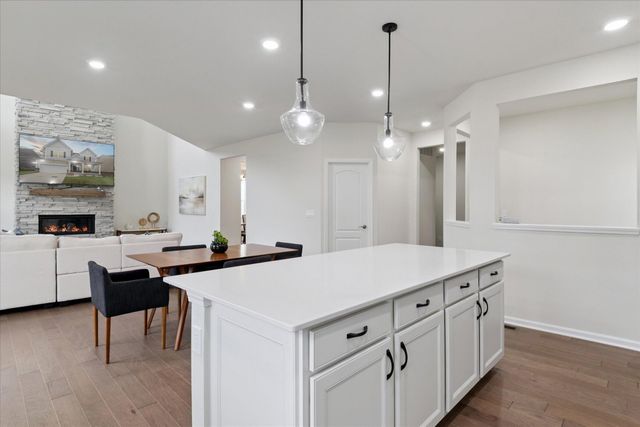 737 Haywood Drive R, Saline City, MI 48176