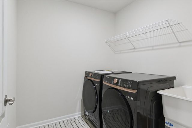 737 Haywood Drive R, Saline City, MI 48176