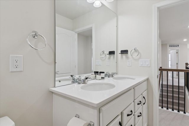 737 Haywood Drive R, Saline City, MI 48176