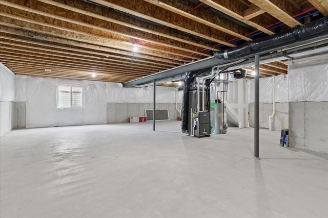 737 Haywood Drive R, Saline City, MI 48176