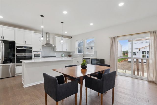 737 Haywood Drive R, Saline City, MI 48176