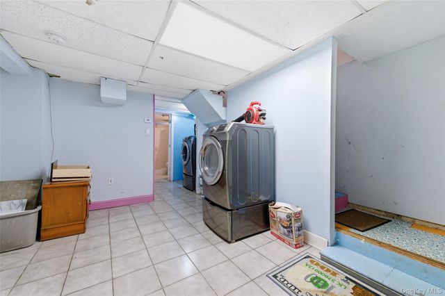 116 Oak Avenue, Hempstead, NY 11550