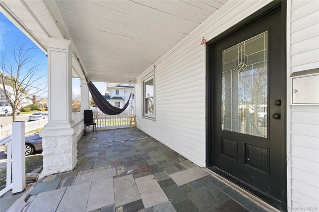 116 Oak Avenue, Hempstead, NY 11550