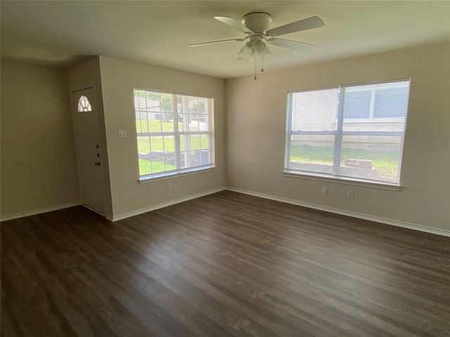 8122 Marydean Avenue, Fort Worth, TX 76116