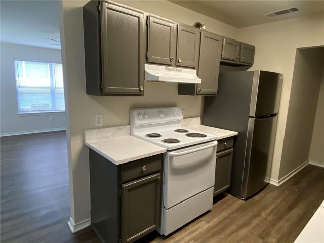 8122 Marydean Avenue, Fort Worth, TX 76116