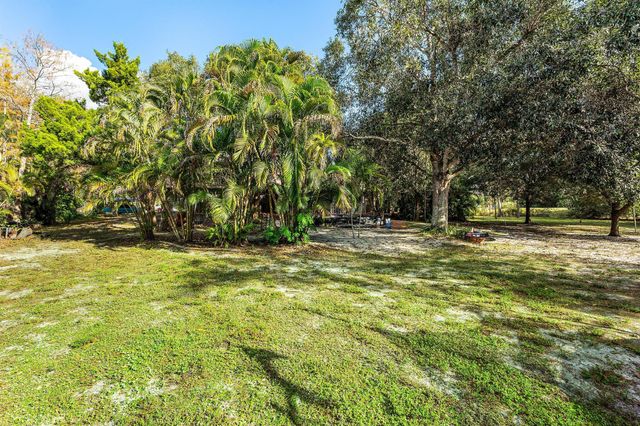 16744 E Lancashire Drive, Loxahatchee, FL 33470
