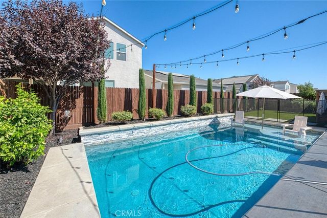 6334 E Garland, Fresno, CA 93727