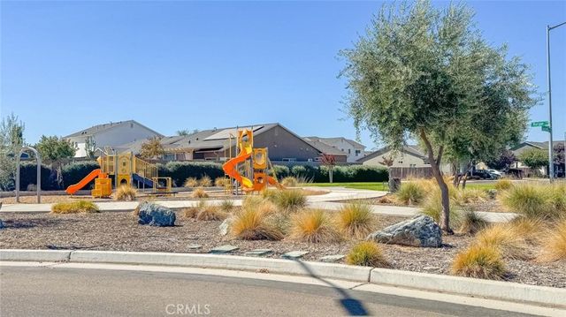 6334 E Garland, Fresno, CA 93727