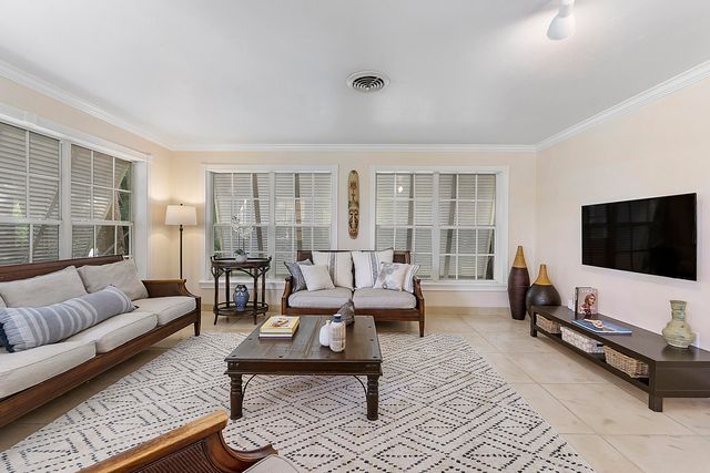 700 NE 26th Avenue, Pompano Beach, FL 33062