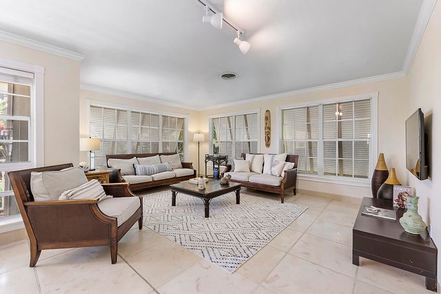 700 NE 26th Avenue, Pompano Beach, FL 33062