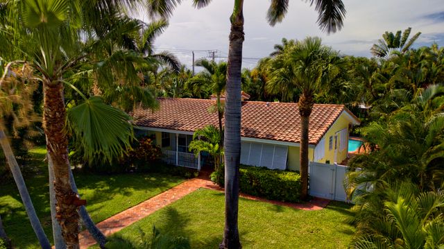 700 NE 26th Avenue, Pompano Beach, FL 33062