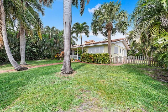 700 NE 26th Avenue, Pompano Beach, FL 33062