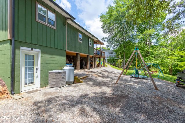 349 Chalet Circle, Murphy, NC 28906