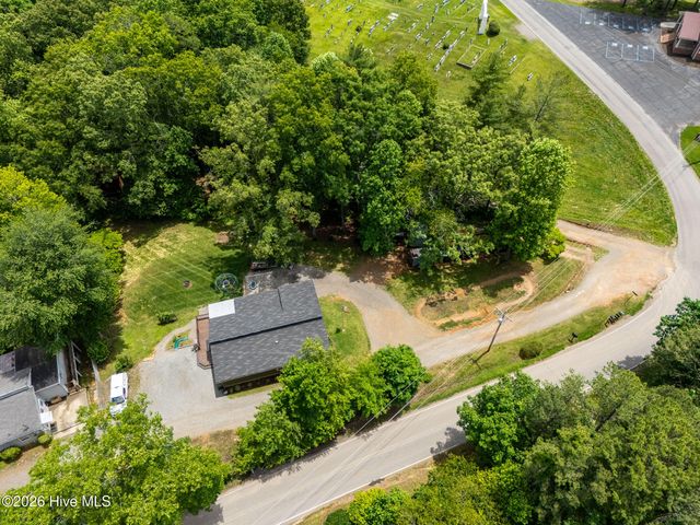 349 Chalet Circle, Murphy, NC 28906