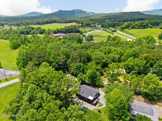 349 Chalet Circle, Murphy, NC 28906