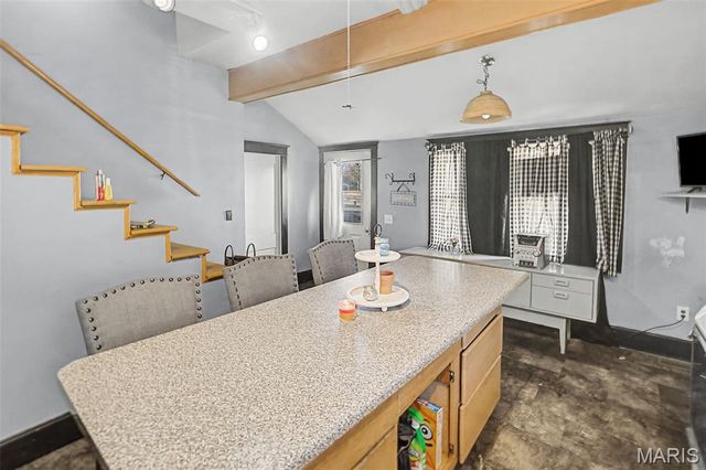 3322 Jackson Street, Alton, IL 62002