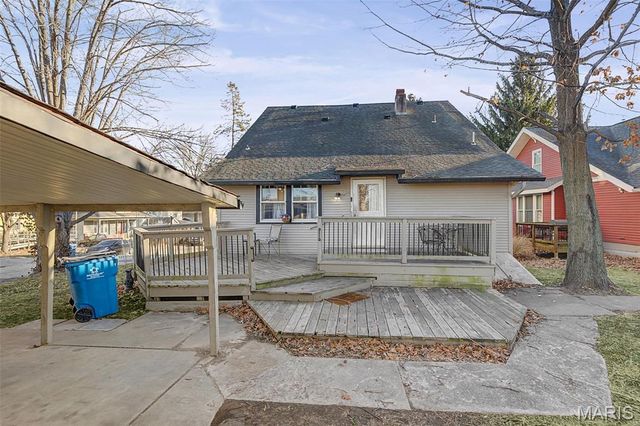 3322 Jackson Street, Alton, IL 62002