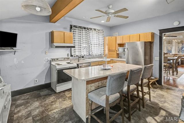 3322 Jackson Street, Alton, IL 62002