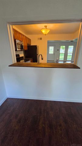 21450 Ulrich Street, Clinton Twp, MI 48036