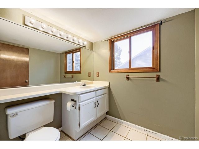 10525 Hobbit Ln, Westminster, CO 80031