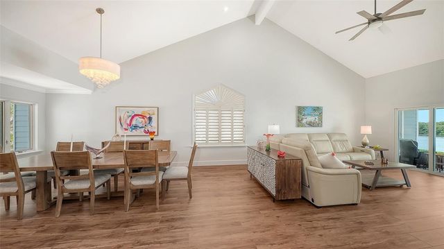 11 TIDY ISLAND BOULEVARD 11, Bradenton, FL 34210