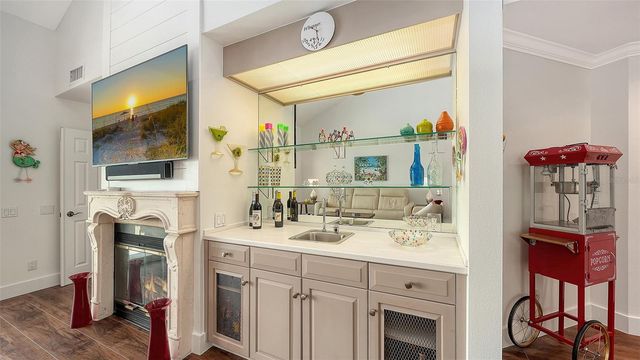 11 TIDY ISLAND BOULEVARD 11, Bradenton, FL 34210