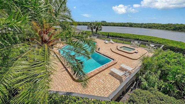 11 TIDY ISLAND BOULEVARD 11, Bradenton, FL 34210