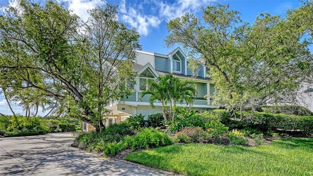 11 TIDY ISLAND BOULEVARD 11, Bradenton, FL 34210