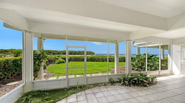 11 TIDY ISLAND BOULEVARD 11, Bradenton, FL 34210