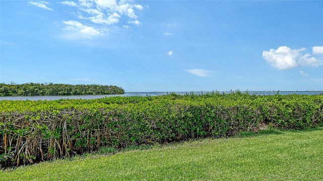 11 TIDY ISLAND BOULEVARD 11, Bradenton, FL 34210