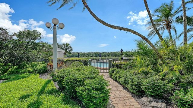 11 TIDY ISLAND BOULEVARD 11, Bradenton, FL 34210