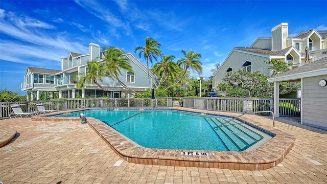 11 TIDY ISLAND BOULEVARD 11, Bradenton, FL 34210