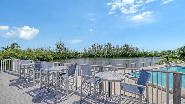 11 TIDY ISLAND BOULEVARD 11, Bradenton, FL 34210