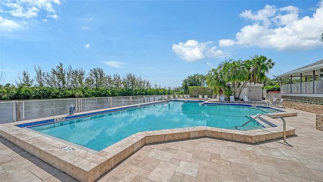 11 TIDY ISLAND BOULEVARD 11, Bradenton, FL 34210