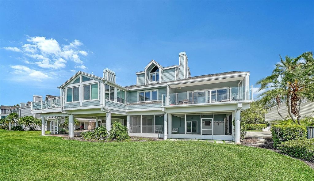 Image 2 of property listing at 11 TIDY ISLAND BOULEVARD 11, Bradenton, FL 34210