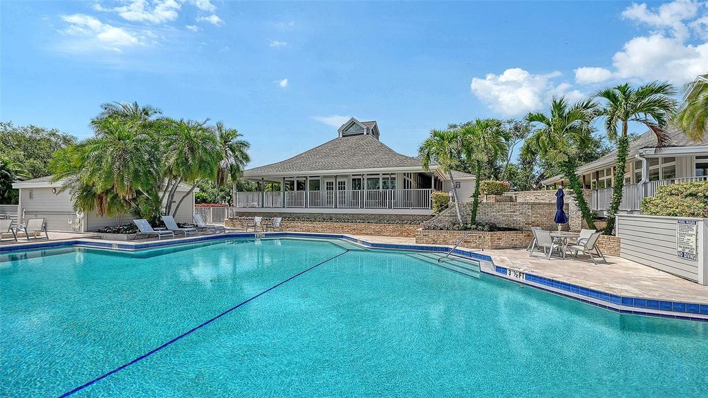 Image 84 of property listing at 11 TIDY ISLAND BOULEVARD 11, Bradenton, FL 34210