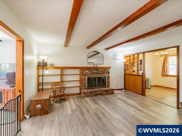 1051 24th Av SE, Albany, OR 97322